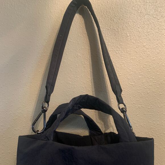 Lululemon On My Level Bag *19L Black Gym Workout Yoga Tote A42 - Picture 13 of 14